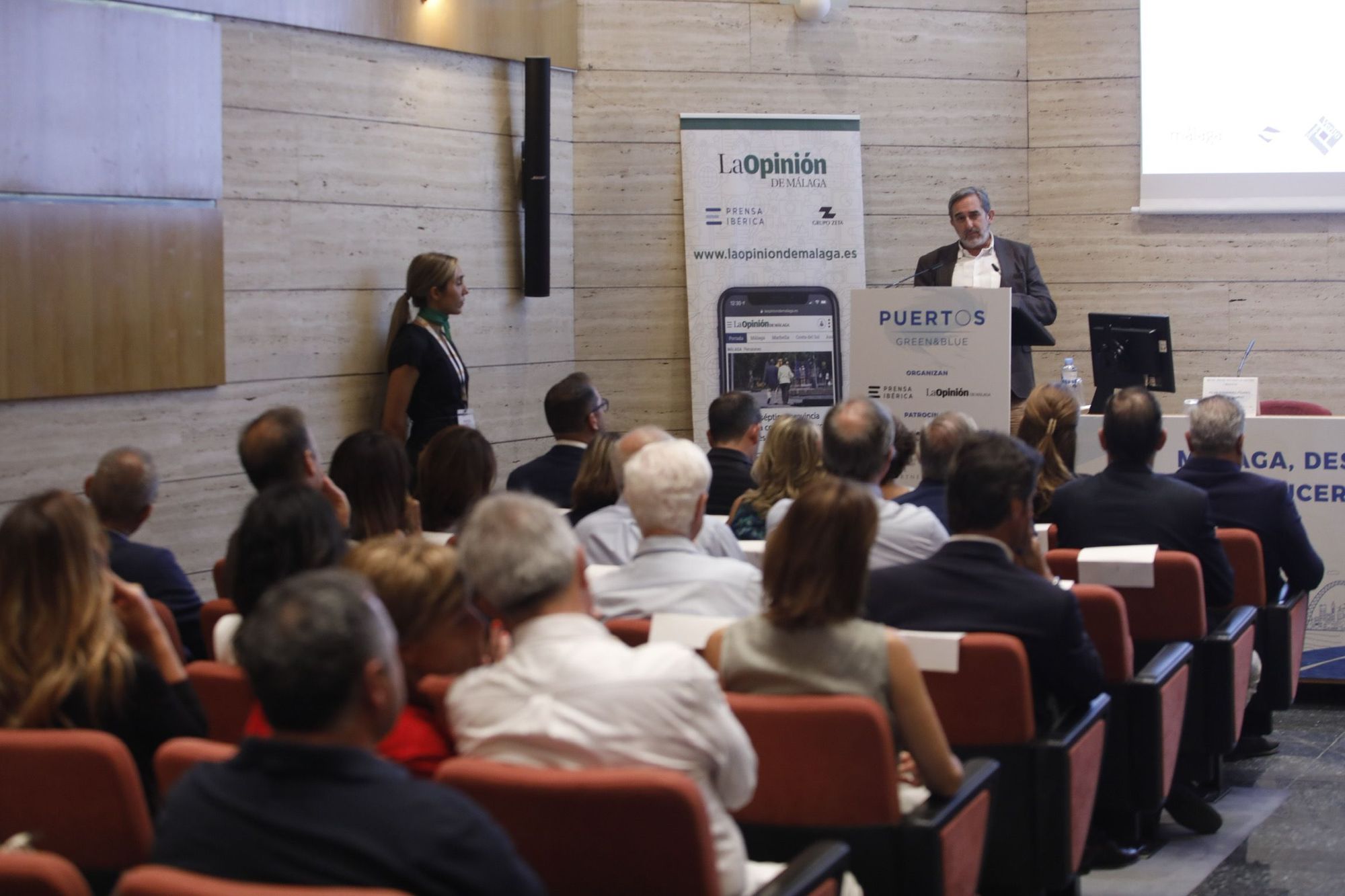 Foro sobre cruceros y megayates en el Puerto de Málaga