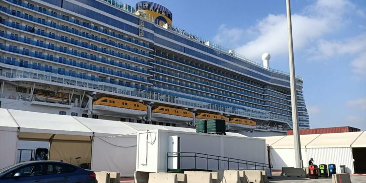 Valencia busca extender el turismo de cruceros a otros municipios