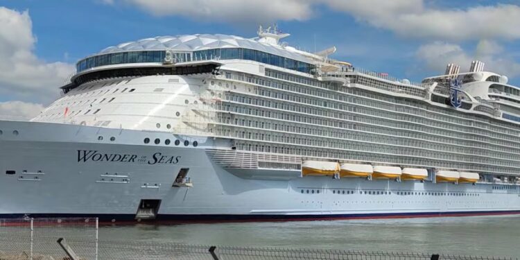 así es el crucero más grande del mundo, toda una “ciudad” flotante