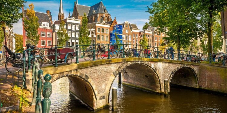 Vistas de la ciudad de Ámsterdam