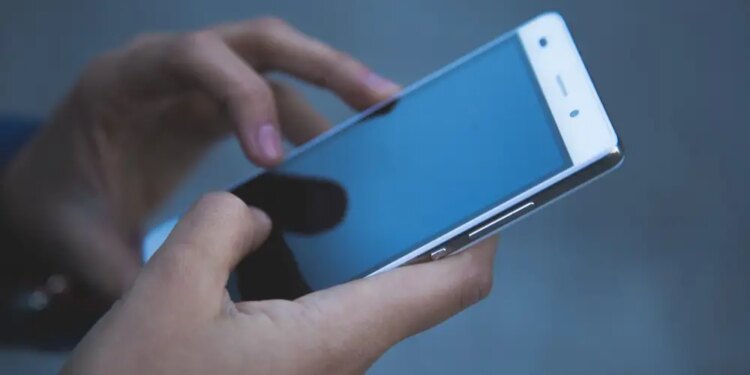 Espian nuestros moviles Android