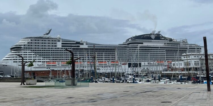 A Coruña batirá su récord de escalas de cruceros este año con más de 150