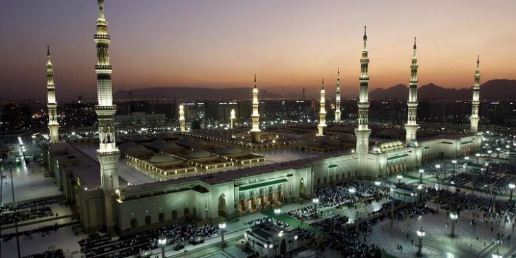 Arabia Saudita quiere triplicar su número de visitantes extranjeros en 2022 - Viajes