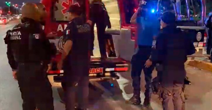 Asalto en zona de casa de citas de Cancún deja un herido de bala