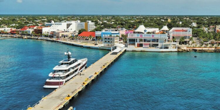 Atraque de cruceros en Cozumel disminuye durante mayo