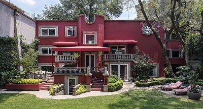 Casa Pug Seal, el oasis artístico que puedes reservar en la capital mexicana