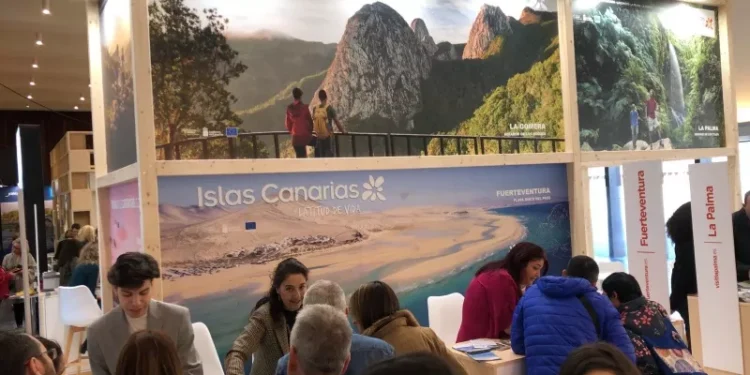Canarias organiza unas jornadas de turismo en Madrid y Barcelona ante 150 agentes de congresos