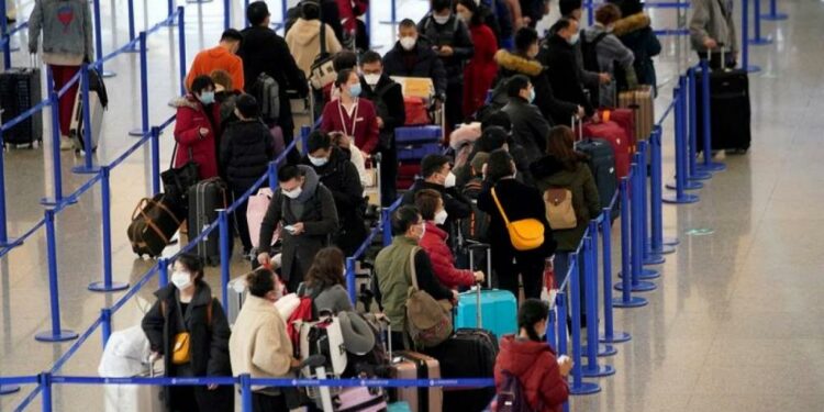 China suaviza las restricciones por COVID a los viajes de turismo en grupo