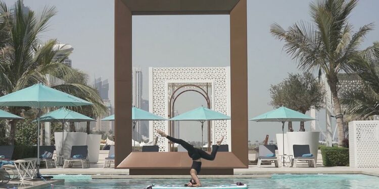 City Scenes descubre seis de los mejores clubes de playa y espacios con piscina de Dubái