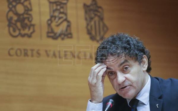 Colomer contra el "error" de la tasa turística: "Rectificar es de sabios"