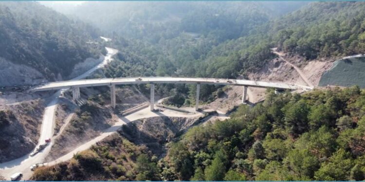 Concluye SICT tramo de carretera que comunica zonas de Tuxtepec y Tehuantepec