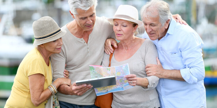 Consejos para que el adulto mayor asegure un viaje placentero