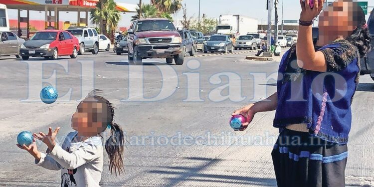 De Chiapas, niños localizados en cruceros de la ciudad