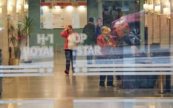 El Imserso ofrece 820.000 plazas de viajes sin subida de precios para 2022-23
