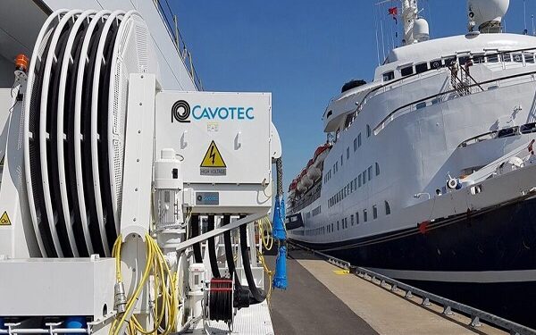 El Puerto de Cádiz contará con un suministro eléctrico para cruceros