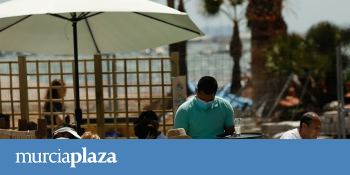 El empleo de hostelería, agencias de viajes y operadores creció un 18,3% en la Región