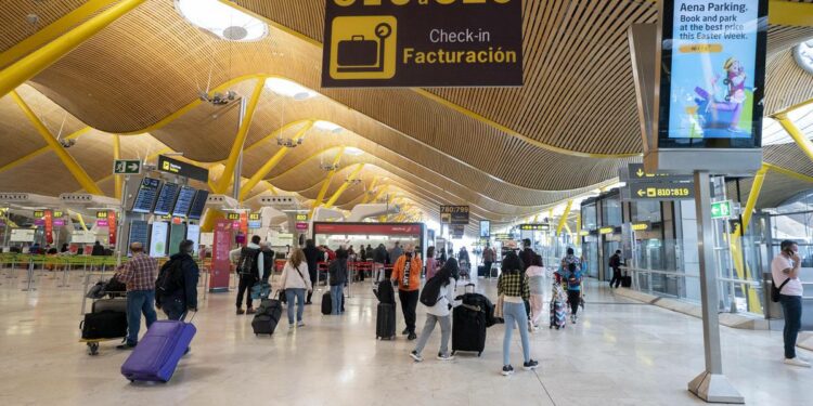 España prorroga un mes más la restricción de viajes no esenciales desde terceros países a la UE – Publimetro México