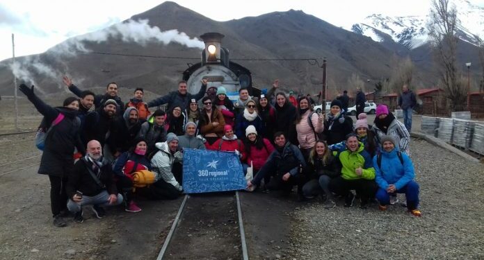 Esquel: “La Trochita” recibió a touroperadores interesadas en el destino Comarca de los Andes ￼￼