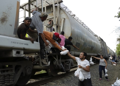Exige CNDH protección para Las Patronas y migrantes en Veracruz