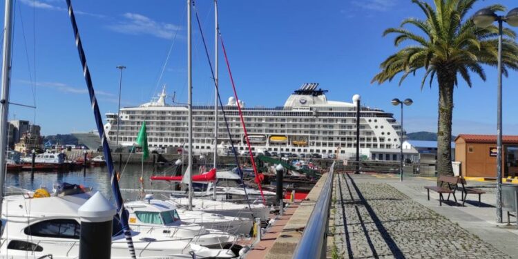 Ferrol, residencia por un día de los millonarios del crucero 'The World'