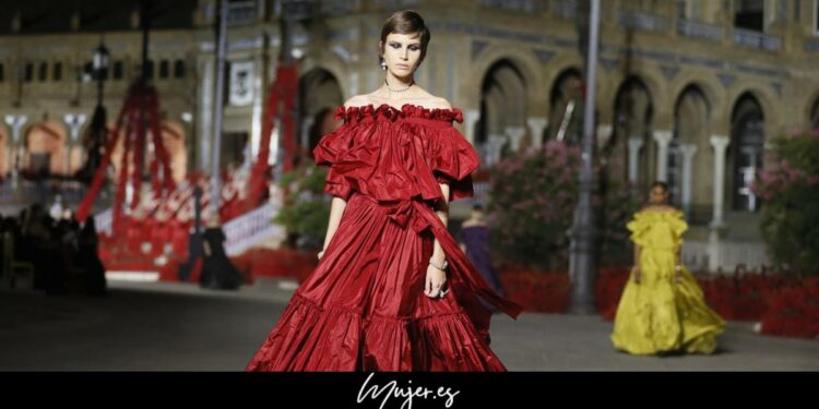 Fotos: Dior se exhibe en Sevilla con su colección 'Crucero 2023'