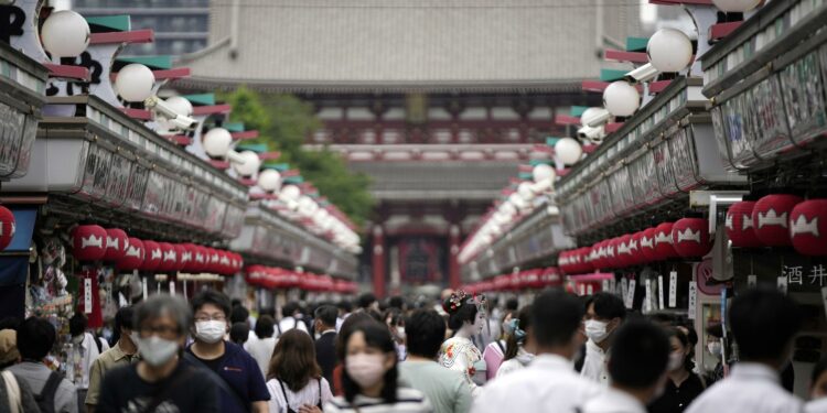Japón se abre a la entrada de turistas en viajes organizados