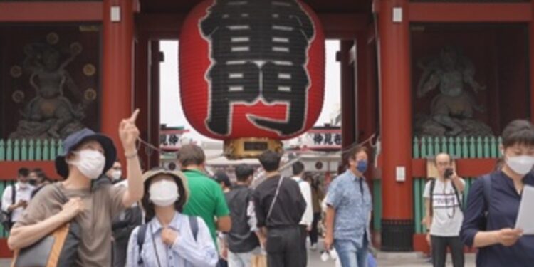 Japón se reabre al turismo tras más de 2 años pero aún de forma restringida | Economía