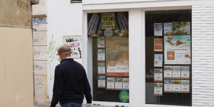 La Junta anuncia un nuevo paquete de ayudas directas a las agencias de viaje dotado con 4,5 millones de euros