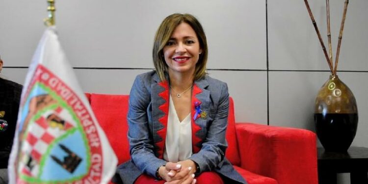 Lamenta Isela Martínez alerta de EU a turistas por viajes a Chihuahua