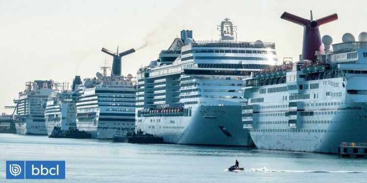 Las 3 empresas de cruceros más grandes del mundo tendrán todos sus barcos en servicio desde junio | Economía