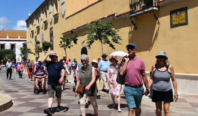 Las bonificaciones para los turistas estarán operativas el 15 de julio | Ceuta Televisión | Noticias Ceuta