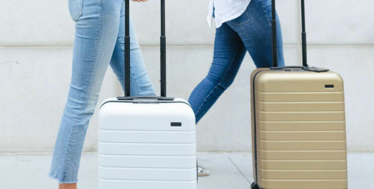 Los españoles gastarán un 20% más en sus viajes este verano