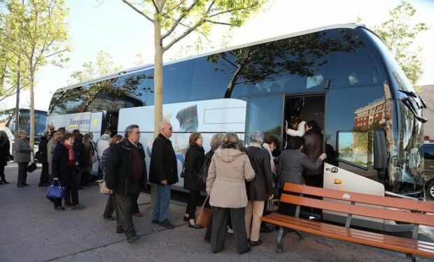 Los mayores recuperan los viajes culturales y terapéuticos