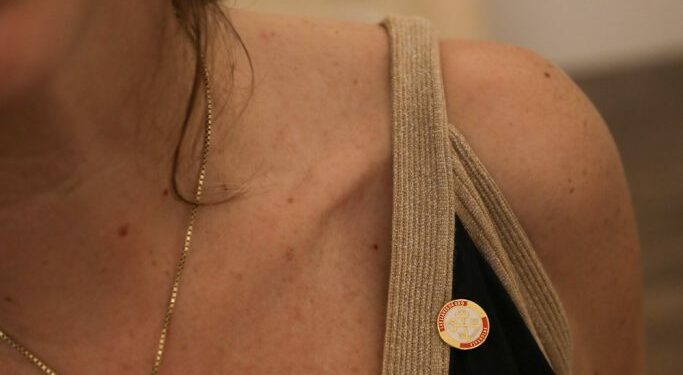 Luisa Catalán primera mujer miembro honoraria de la Asociación Les Clefs D ´Or – La Siesta Magazine