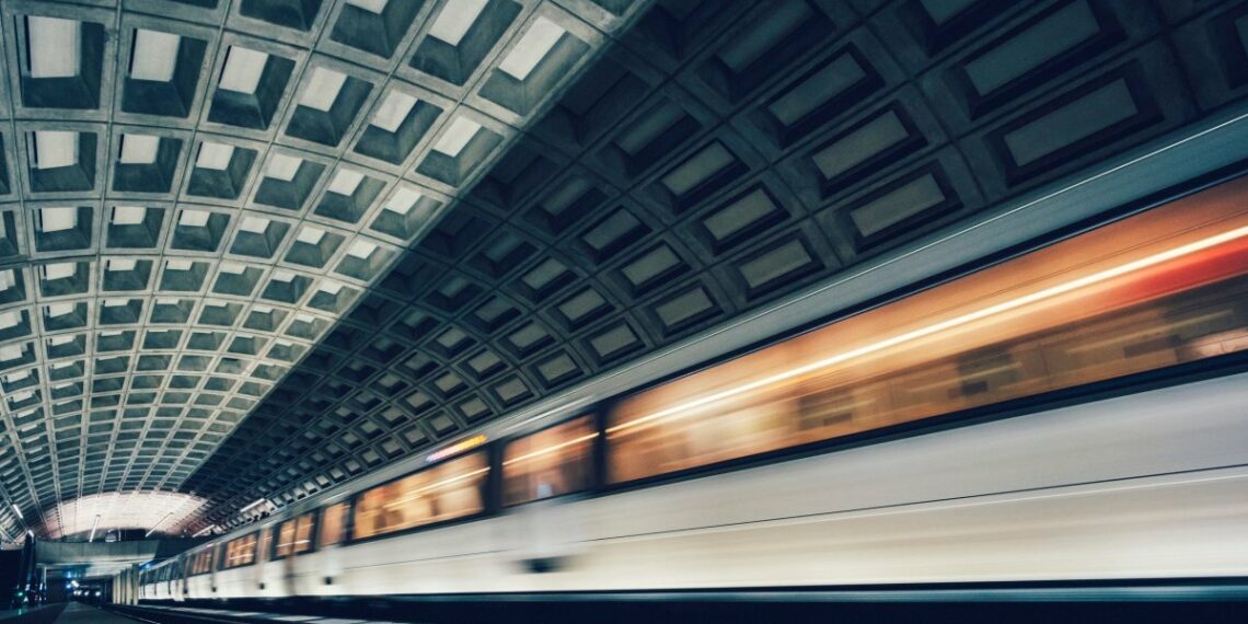 Metro anuncia tarifa fija de $2 para algunos viajes y reduce el costo de pases de viajes ilimitados – Telemundo Washington DC (44)