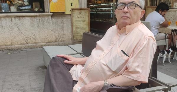 Miquel López Crespí publica su «crónica sentimental» y una recopilación de viajes