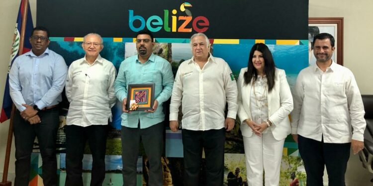 Operación Toca Puertas en Belice es clave para impulsar la región Mundo Maya