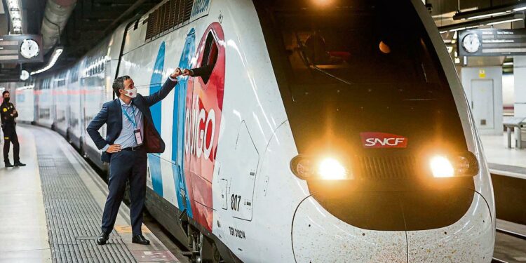 Ouigo ofrece viajes en tren entre València y Madrid a partir de 9 euros desde el 7 de octubre
