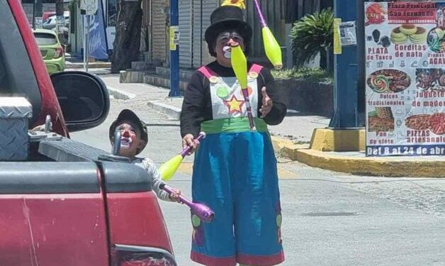 Payasitos hacen escala en la ciudad