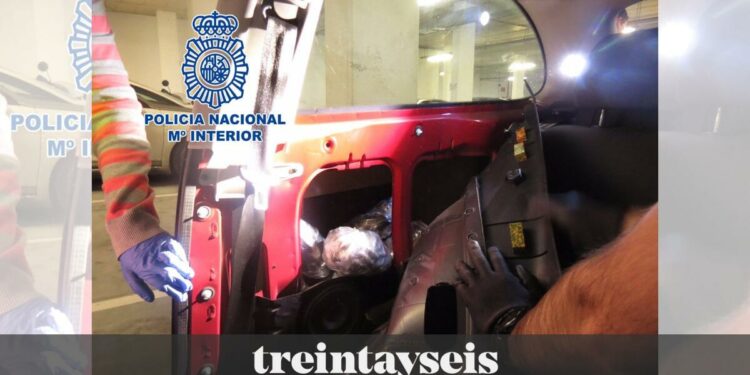 Piden penas que suman 12 años de cárcel para tres acusados de introducir hachís en Vigo