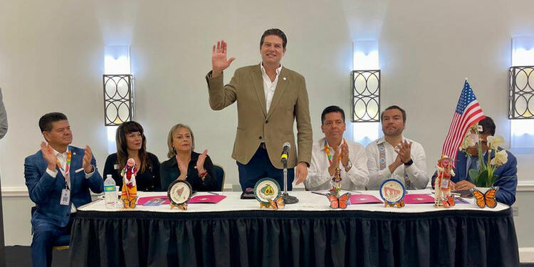 Presenta Alfonso Martínez, en Florida, Parque Agroindustrial de Morelia