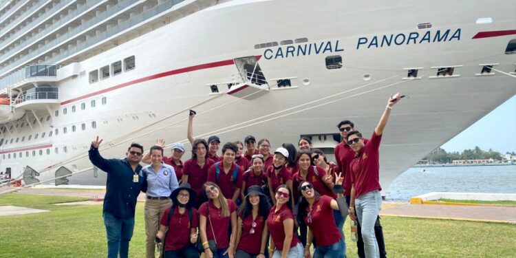 Regresan viajes de estudio a la Facultad de Turismo – El Comentario