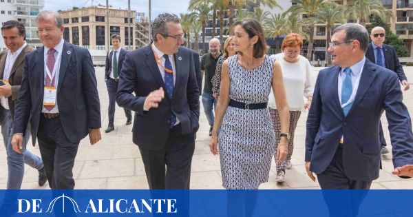 Reyes Maroto sitúa el Centro de Inteligencia Turística de Benidorm para 2023