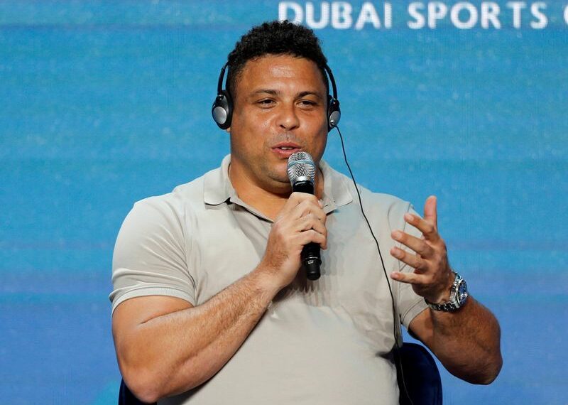 FOTO DE ARCHIVO: Ronaldo Nazario de Lima, presidente del Real Valladolid, durante la Conferencia Internacional del Deporte en Dubái, Emiratos Árabes Unidos, 2 de enero de 2019. REUTERS/Satish Kumar
