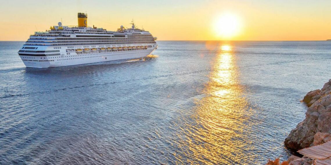 Se jubilan con 50 años, venden su casa y viven en cruceros