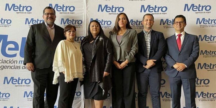 Socios de La Metro reciben actualización del producto turístico
