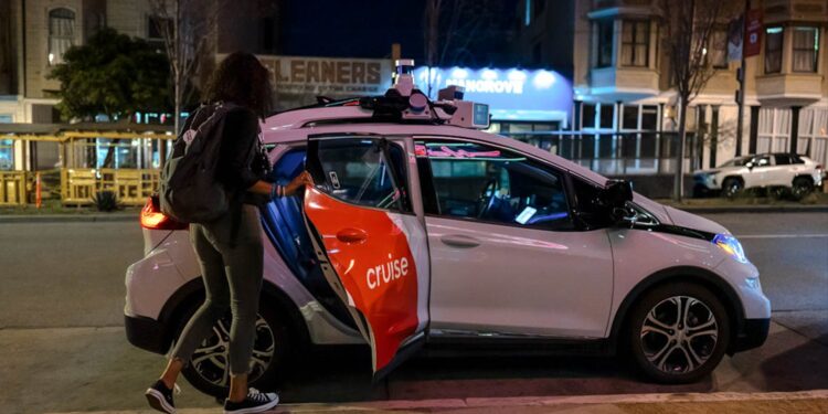 Taxis autónomos reciben luz verde para realizar viajes pagados en San Francisco | Video | Univision 14 San Francisco KDTV