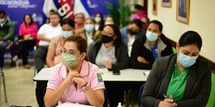 Trabajadores de Intur fortalecen conocimientos en gestión ambiental