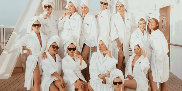 Un crucero con 24 influencers y sus más de 6,5 millones de followers