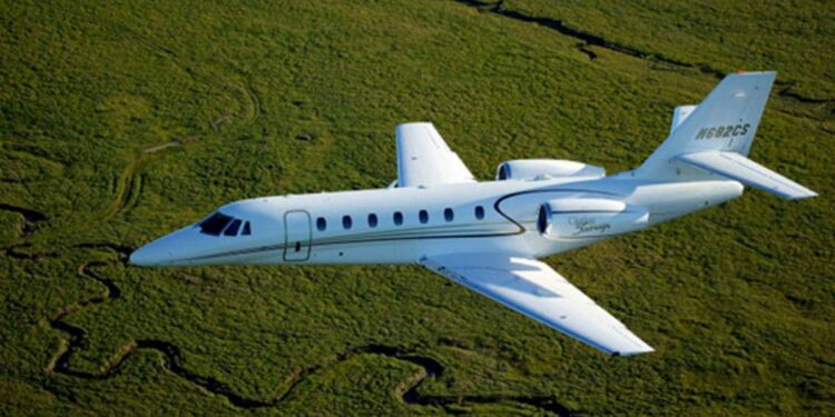 Un jet impulsado por hidrógeno siembra la esperanza de viajes más ecológicos